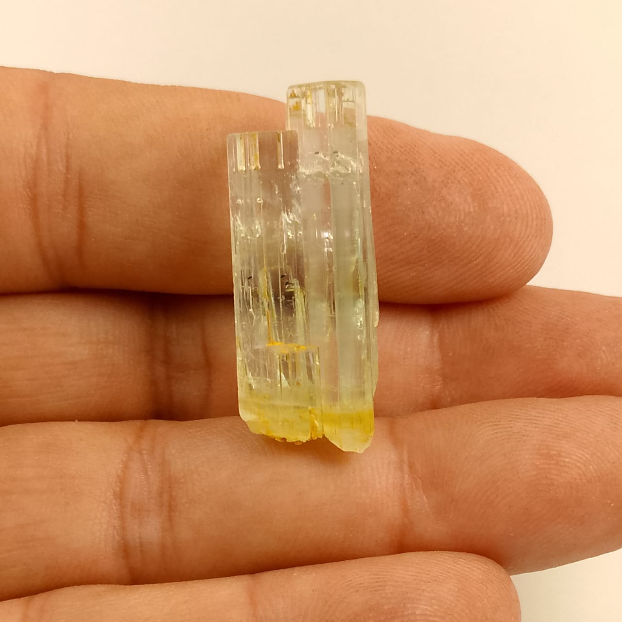 Aquamarine crystal | 44 ct | Rs. 1200 Per Carat