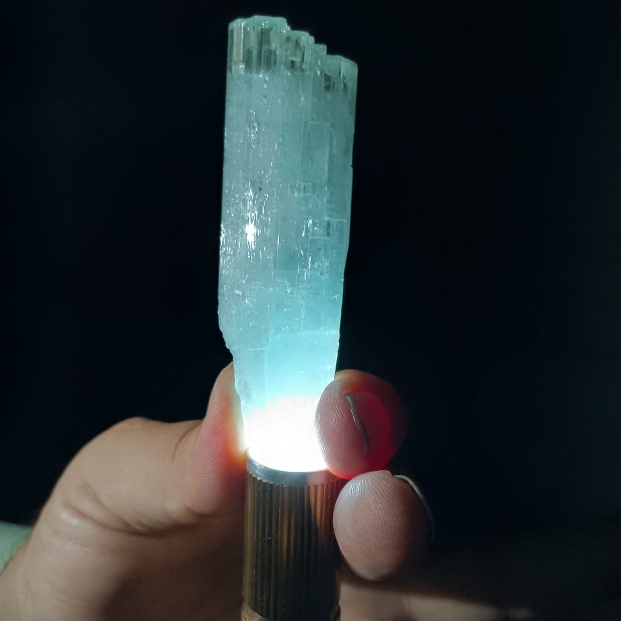 Aquamarine crystal | 208.3ct | Rs 800 per carat