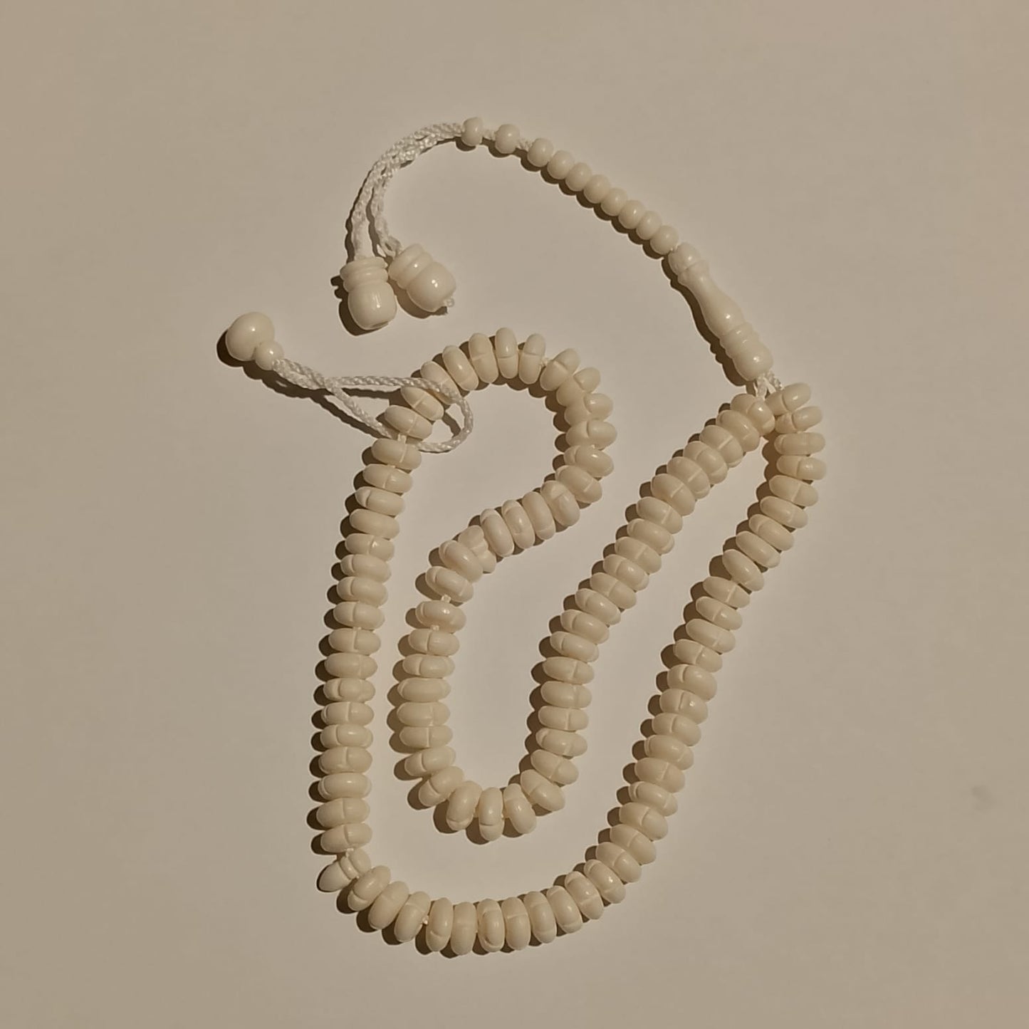 Camel Bone Tasbeeh | Onth ki hadion ki Tasbih | 100 Beads | 10 mm