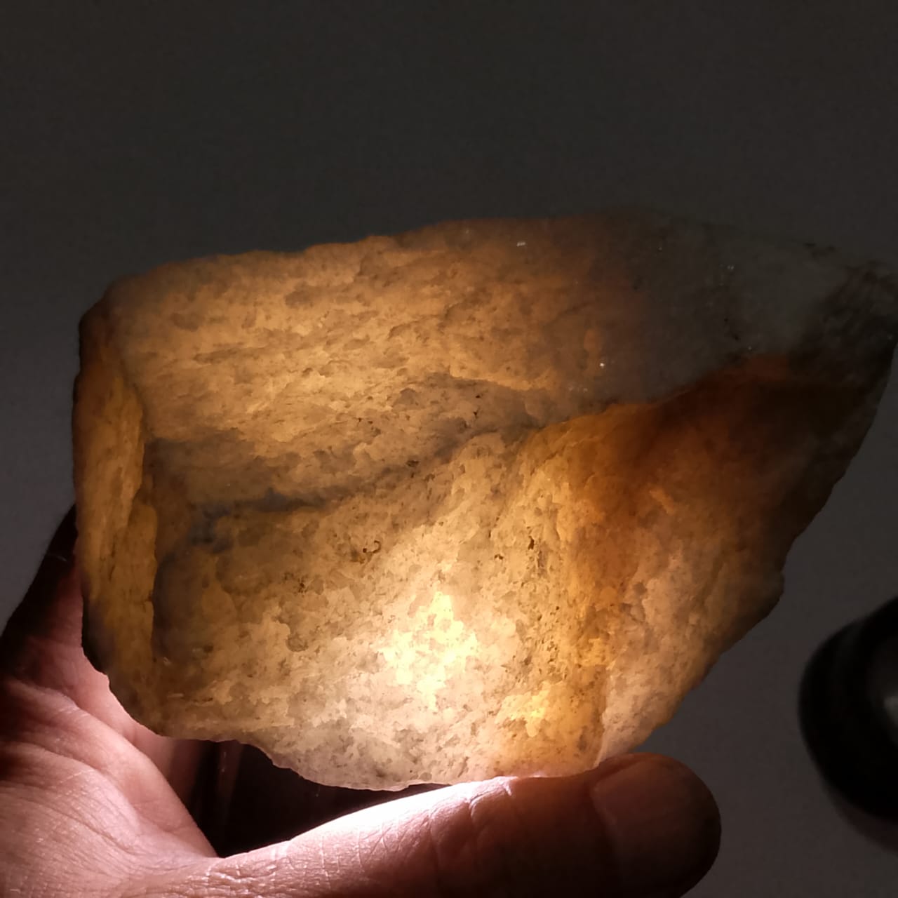 Pukhraj Rock Crystal | 3160 carats | Rs 50 per Caret