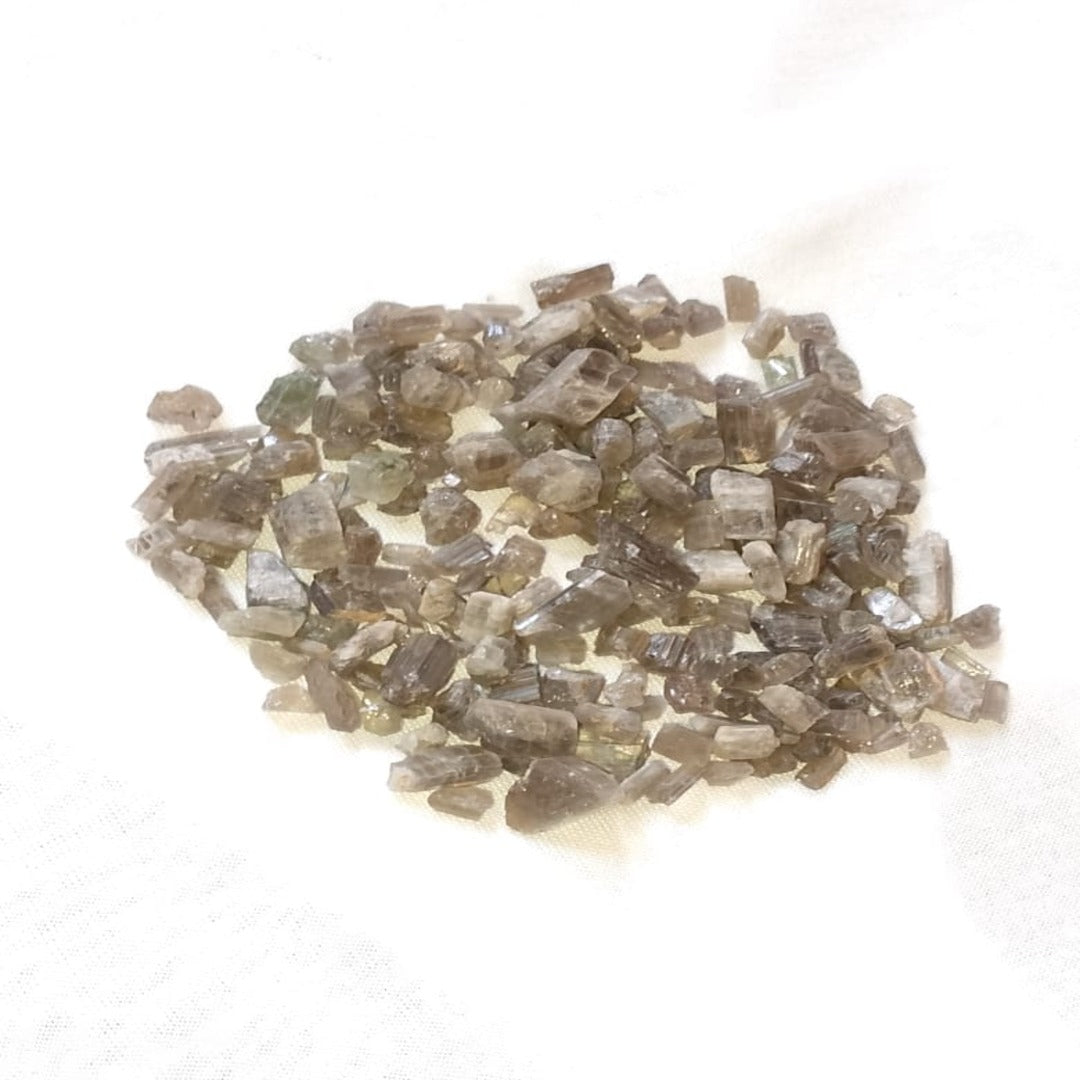 Grapes color Tanzanite | 2500 Carat | Rs 50 per carat