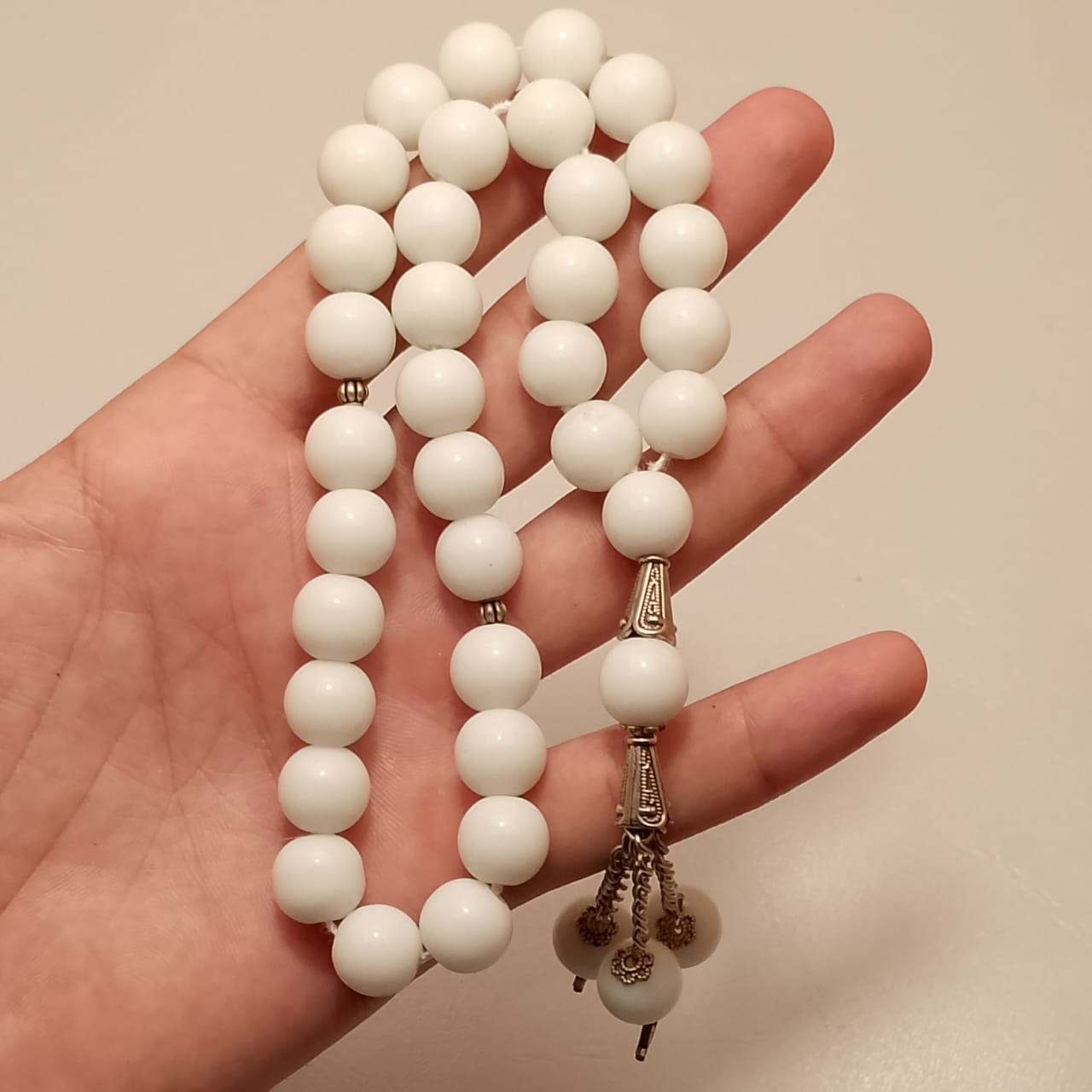 White Ferooza Tasbih | Sang e Ibrahimi Tasbeeh | 33 Beads | 20 mm