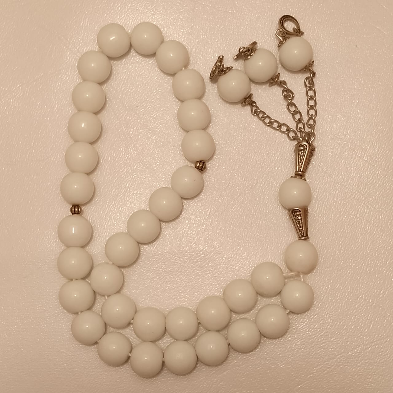 White Ferooza Tasbih | Sang e Ibrahimi Tasbeeh | 33 Beads | 20 mm