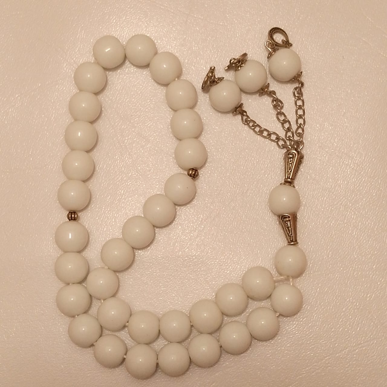 White Ferooza Tasbih | Sang e Ibrahimi Tasbeeh | 33 Beads | 20 mm