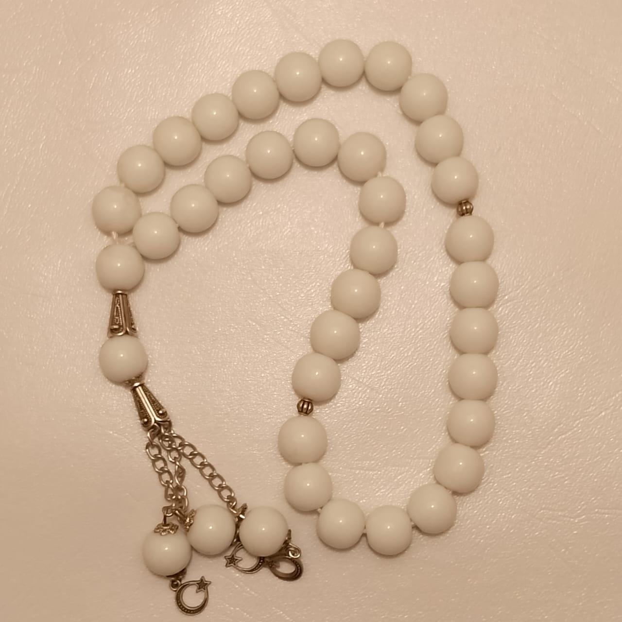 White Ferooza Tasbih | Sang e Ibrahimi Tasbeeh | 33 Beads | 20 mm