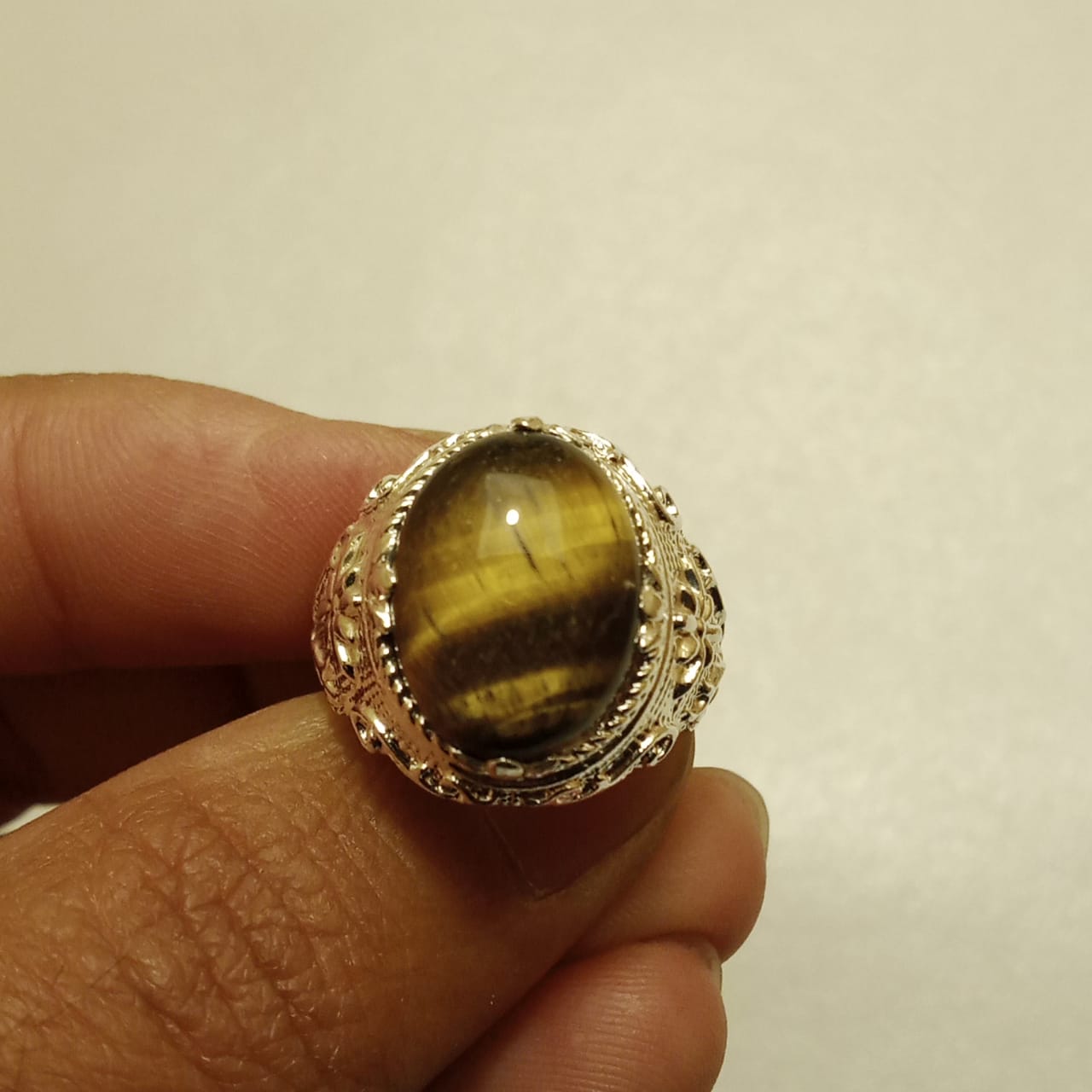 14 Carats Tiger Eye Ring | Cabochon Cut | Italian Style