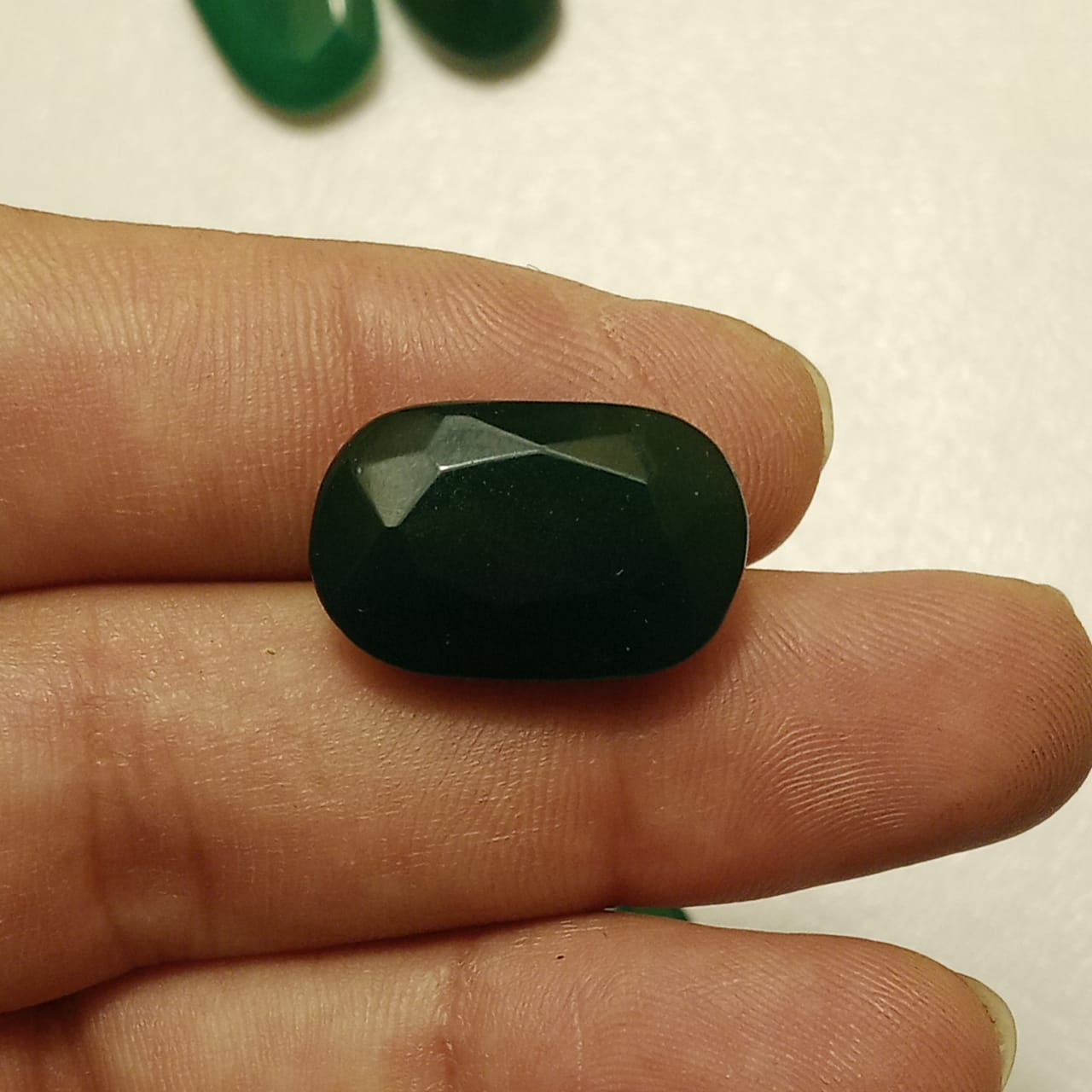 Panna (zamrud) | Step Cutting | Vitreous Dark Green color