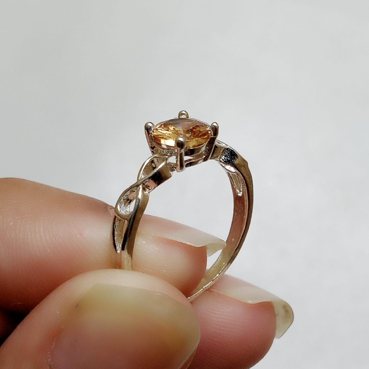 Pukhraj Female Ring | Diamond Shape Step Cut | CODE P22