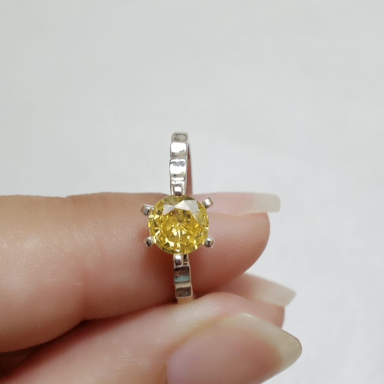 Pukhraj Female Ring | Diamond Shape Step Cut | CODE P23