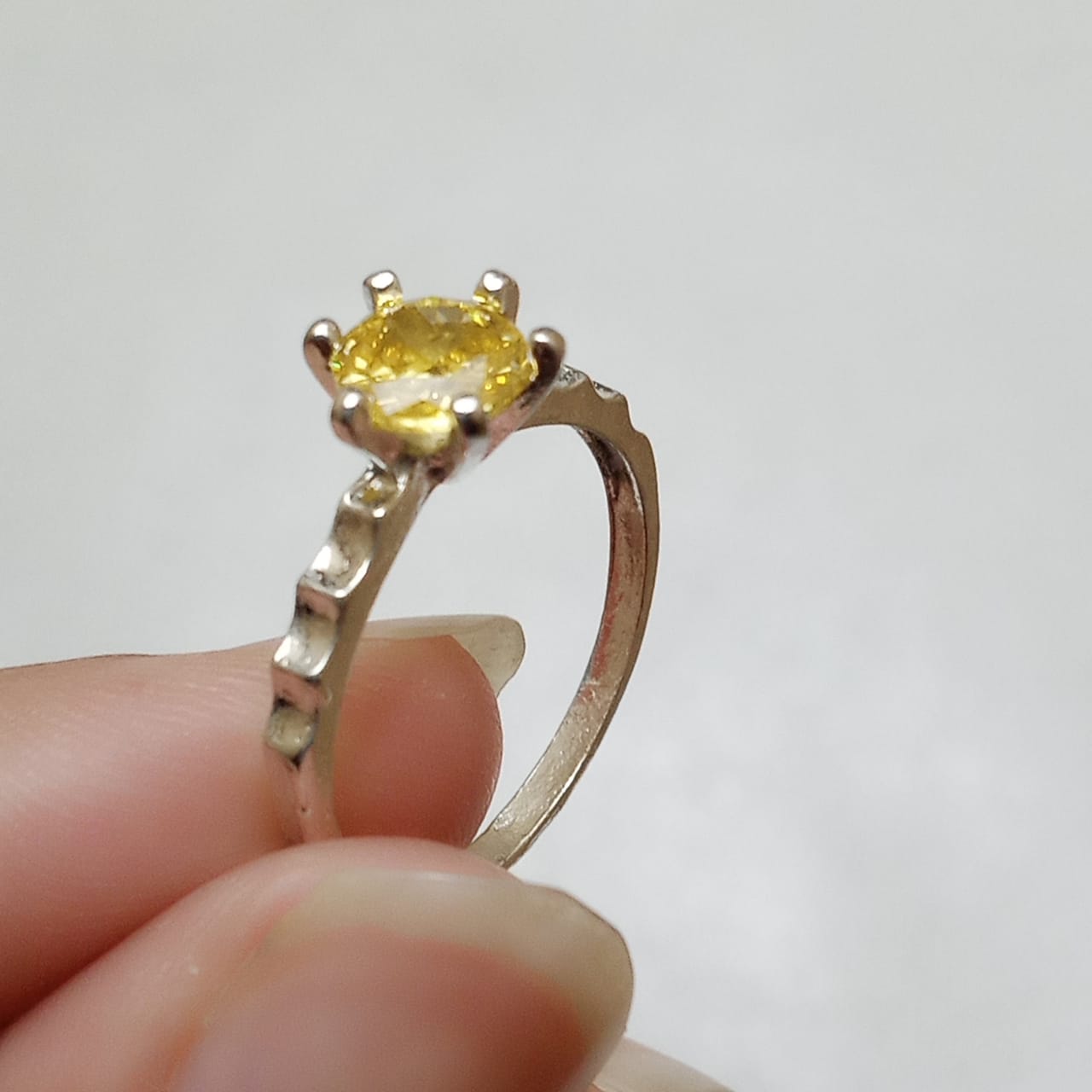 Pukhraj Female Ring | Diamond Shape Step Cut | CODE P23