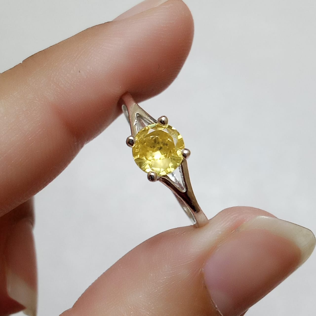 Pukhraj Female Ring | Diamond Step Cut | CODE P21