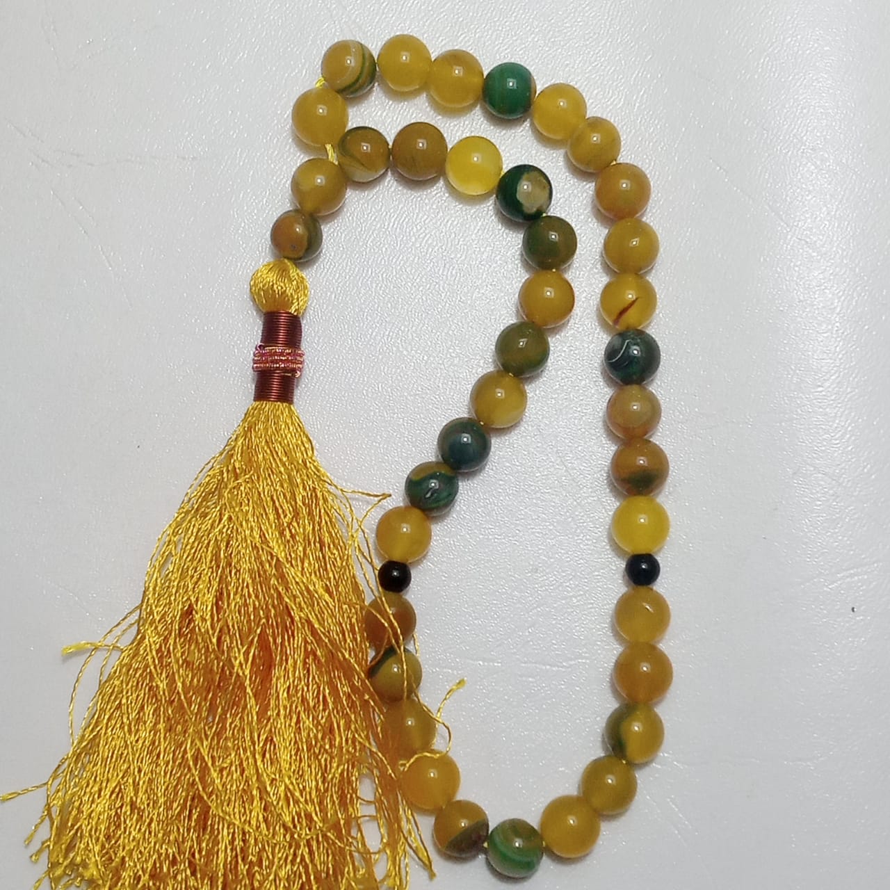 Pukhraj Tasbeeh with Free Gift Box | 33 Beads | 10 mm