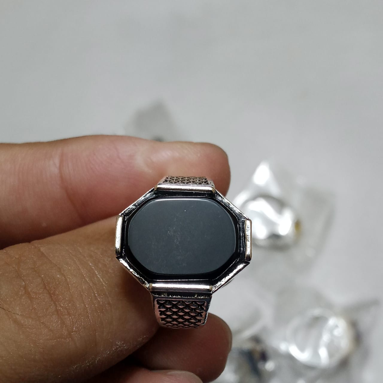 Black Aqeeq Ring | Black Agate Ring | Italian style Ring