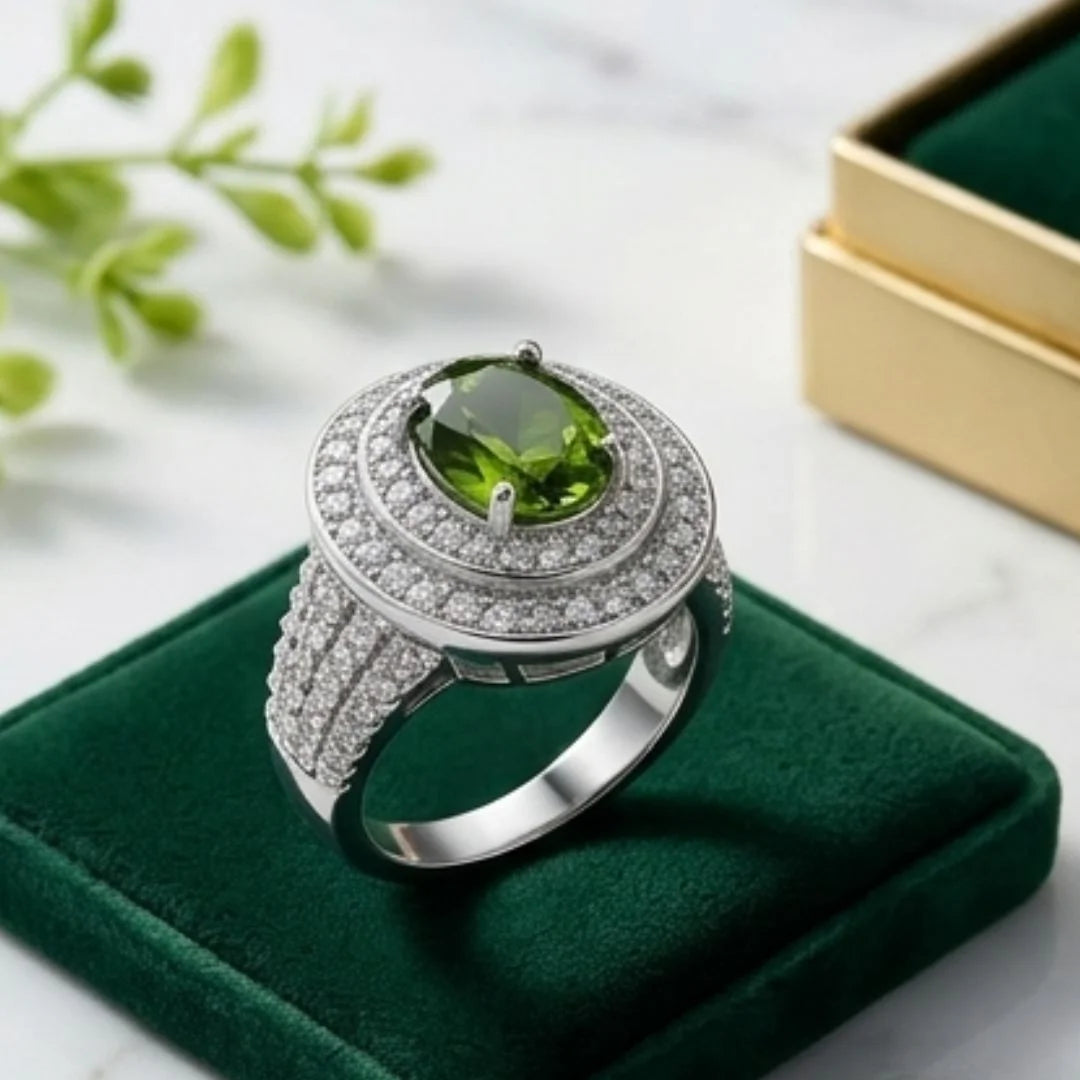 Emerald Female Ring | Step Cut Zamrud | CODE E-19