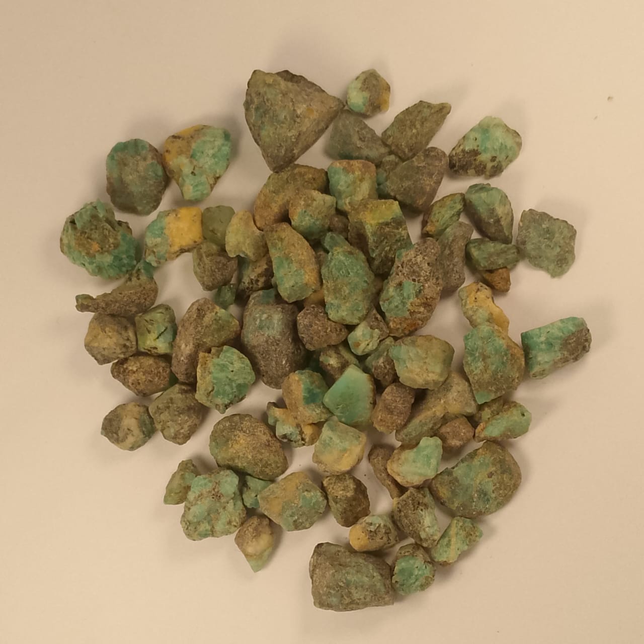 Emerald Of Afghanistan | Lot of 710 carats| Rs 50 per Carat