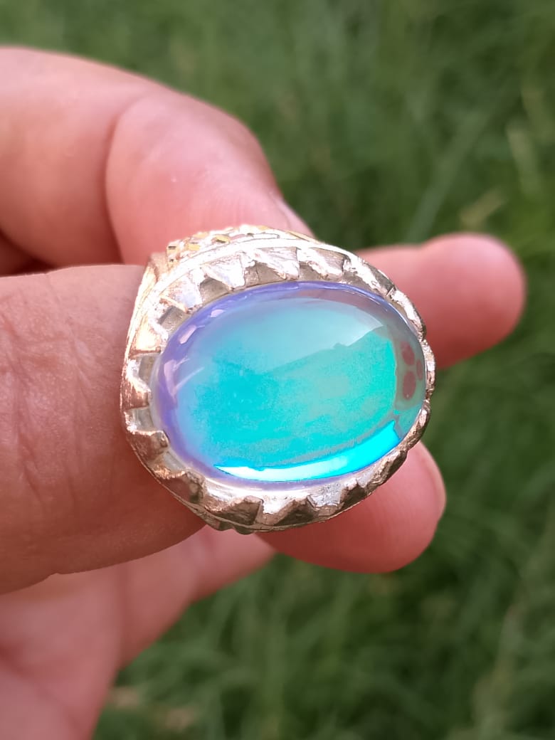 20 Carats Moothi Opal Ring, Cabashon Cut, Size 19