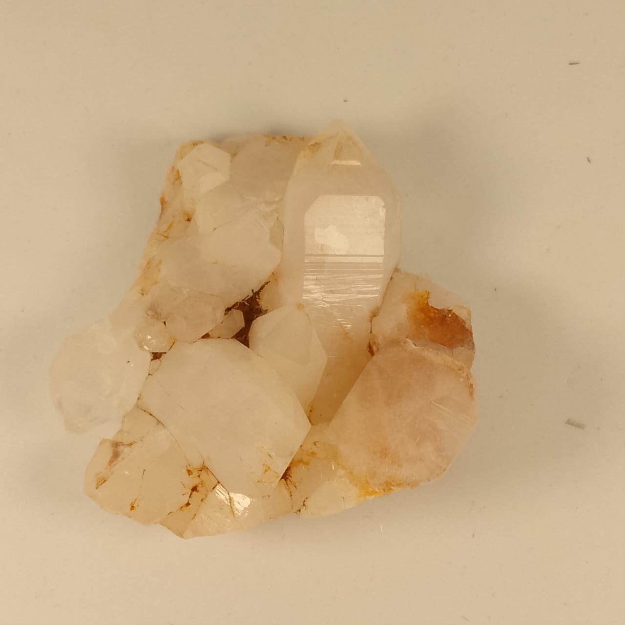 Quartz Specimen 27 | 410 carats | Rs 25 per ct.