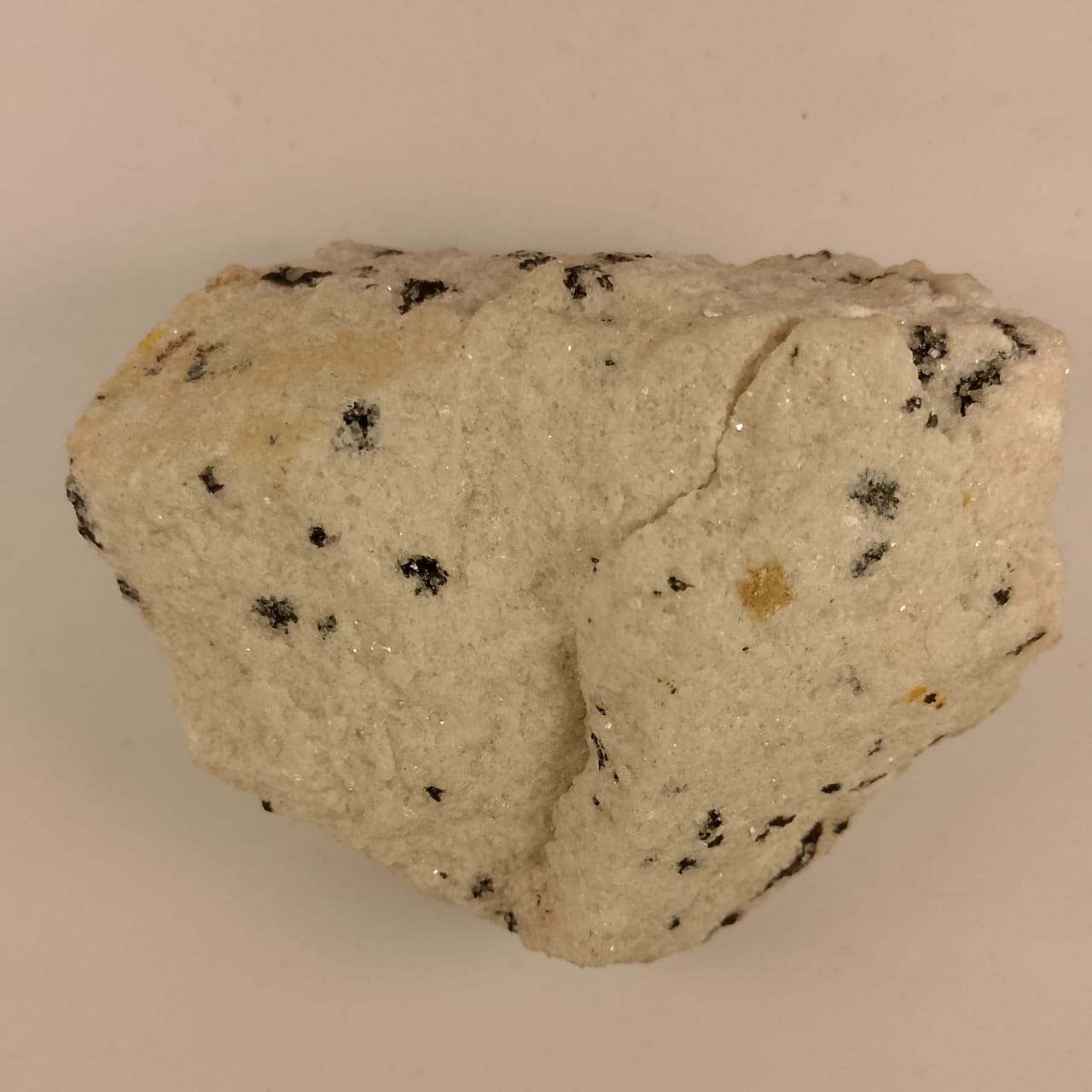 Specimen 14 | 1715 carats | Rs45 per ct.