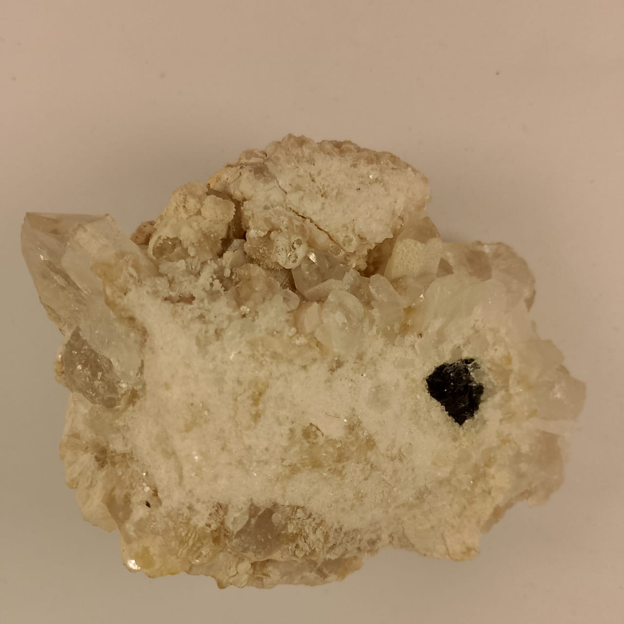 Specimen 18 | 1190 carats | Rs 40 per ct.