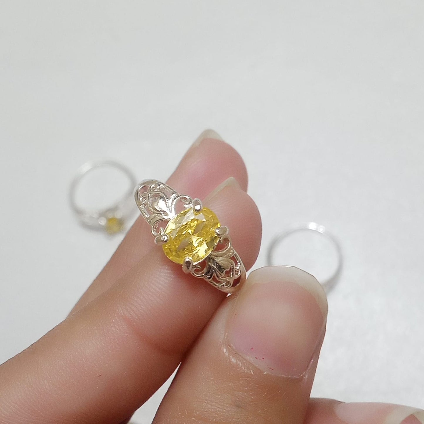 2 Carats Pukhraj Female Ring | Step Cut | CODE P10