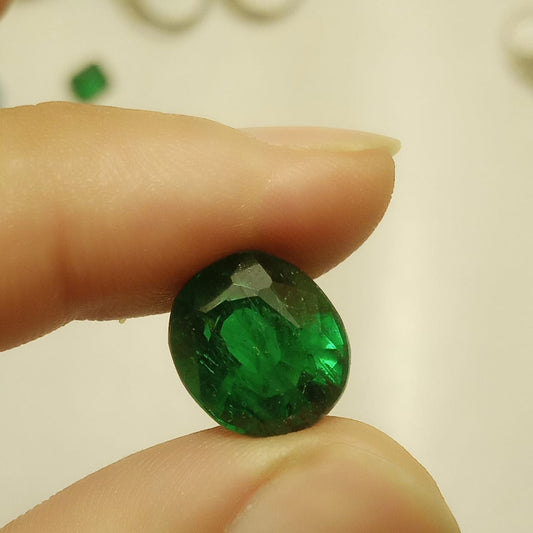 8.1 Carat Swati Emerald | Step Cut Zamrud