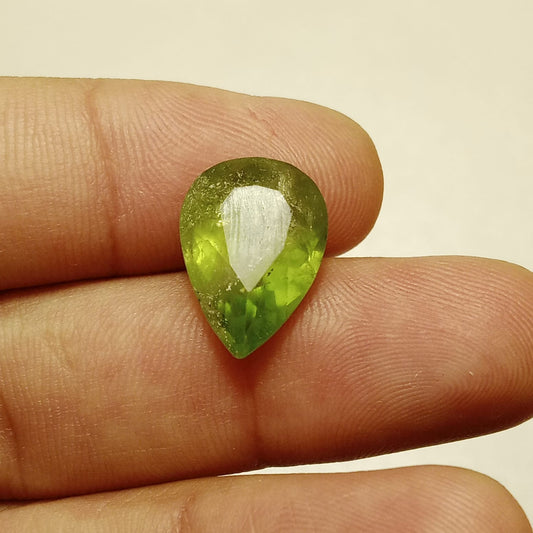 Peridot | Zabarjad stone | Pear shape | Step Cutting | 10.1 & 18.25 Carat