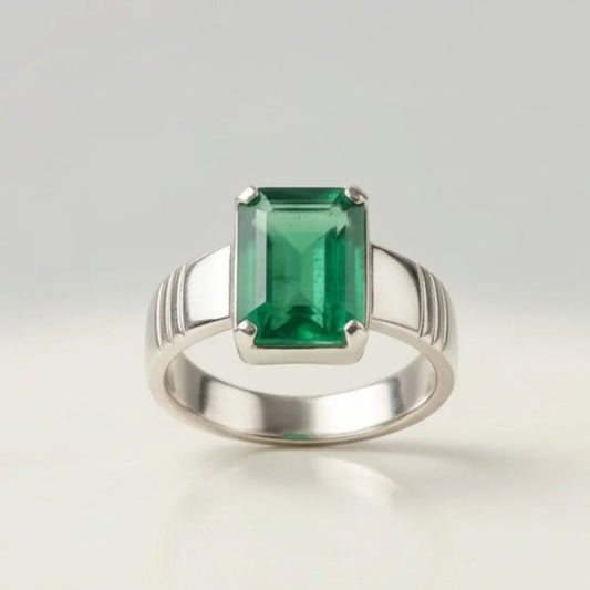 4 Carat Emerald Female Ring | Step Cut | Zamrud Ring